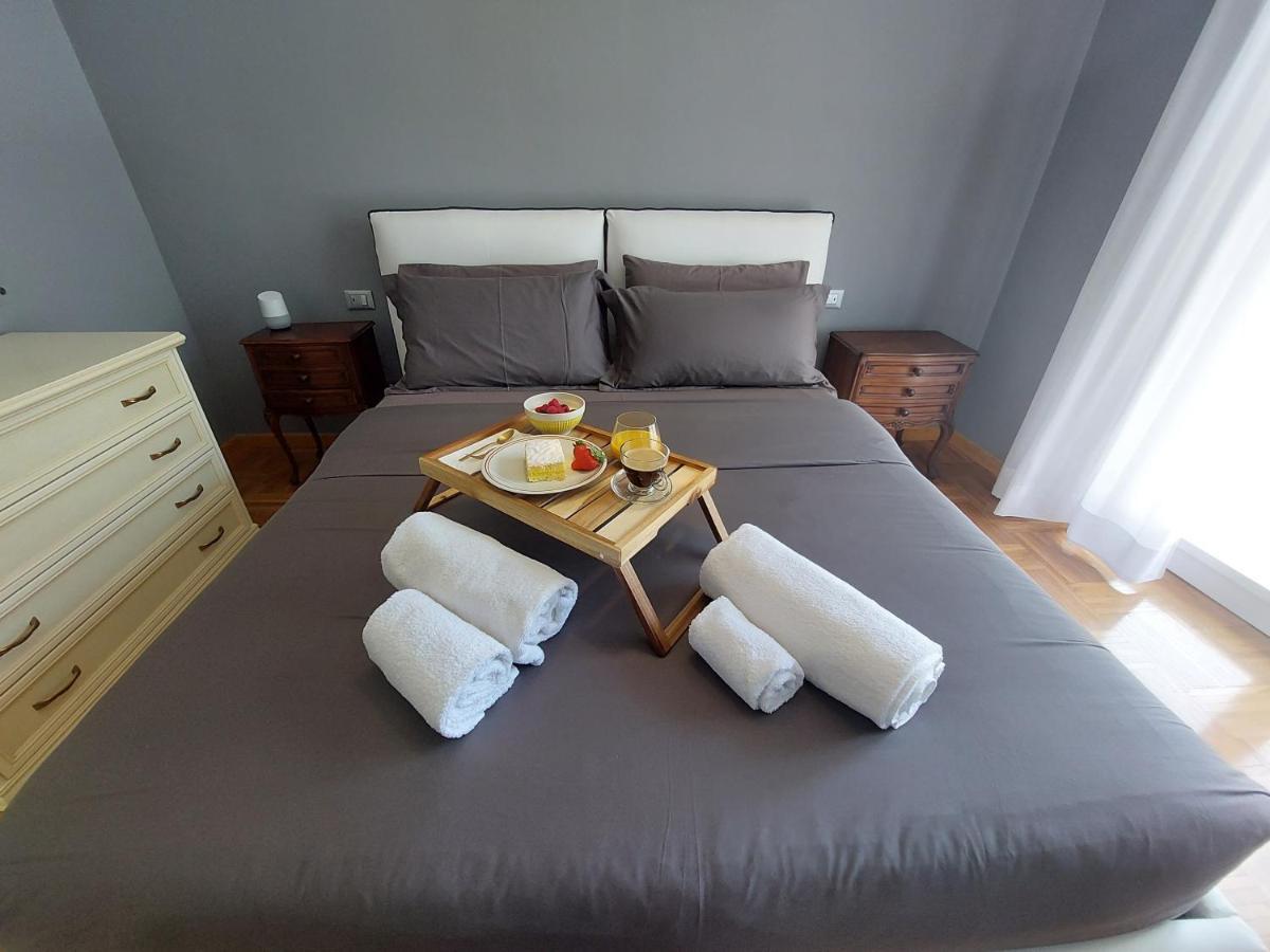 Vanecia's Luxury Apartment