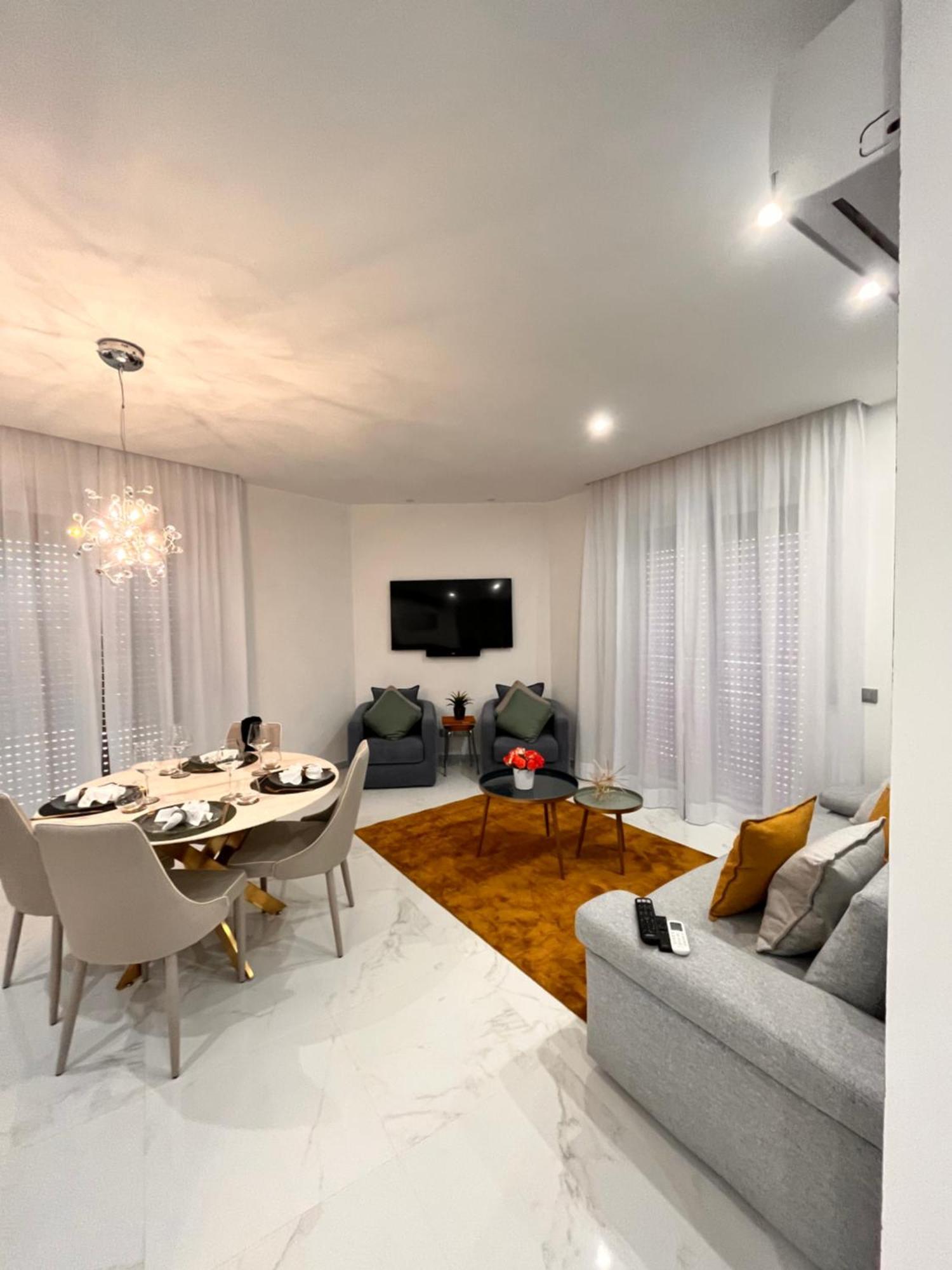 Vanecia's Luxury Apartment Sanremo